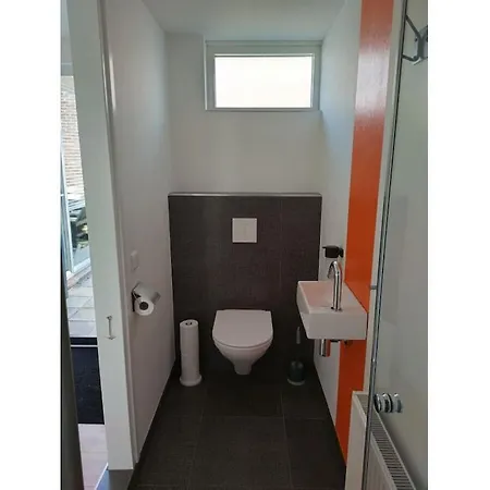 Aan Zee 海边的艾格蒙特